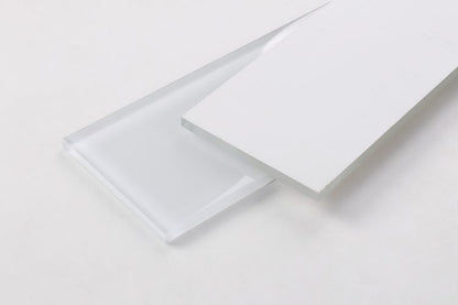 Lucy White Glossy 4 x 16