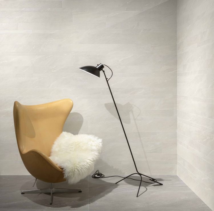 Waystone Light 24 x 48