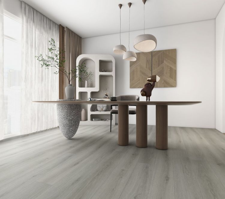 SPC Diamond Modern Oak Silver 9 x 60